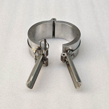 Carregar imagem no visualizador da galeria, NEW 4918294 3164330 Piston Ring Compressor for Cummins Service Tool