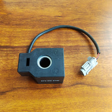 Load image into Gallery viewer, EDH0427V-H Solenoid Valve Coil for Hyundai Excavator 27VDC 21W R130/210/215