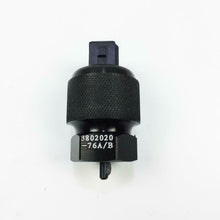 Cargar imagen en el visor de la galería, 2PCS 3802020-76A/B Speedometer Sensor