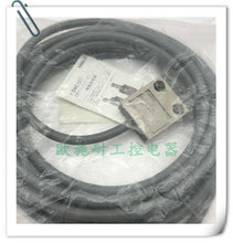 Carregar imagem no visualizador da galeria, D4C-1232 1332 1432 1532 1231 1431 1531 Stroke Limit Switch for Omron