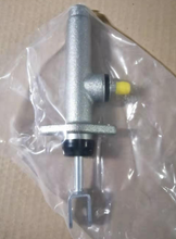 Load image into Gallery viewer, 1155045402 1155045401 1155045400 Brake Master Cylinder Forklift Accessories