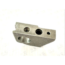 Cargar imagen en el visor de la galería, 3064582X 3064583X Camshaft Follower Bracket Follower Shaft for Cummins
