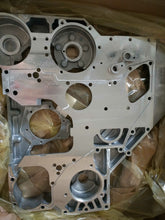 Cargar imagen en el visor de la galería, 4973540X Engine Cover 4973540 for For Cummins M11 QSM11