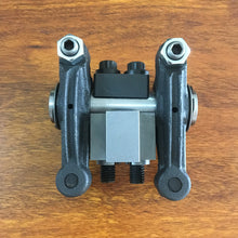 Cargar imagen en el visor de la galería, 3934921 C3934921 Rocker Lever Rocker Arm for Cummins 6CT