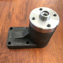 Cargar imagen en el visor de la galería, 3913433 Fan Blade Seat HUB for Cummins 6BT Engine