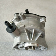 Cargar imagen en el visor de la galería, New Vacuum Pump 5282085 for Foton ISF 2.8 ISF2.8 Cummins Diesel Engine
