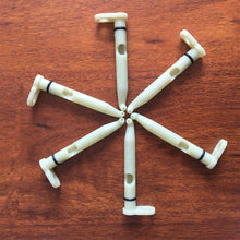 Cargar imagen en el visor de la galería, 6PCS 3013591 Piston Cooling Nozzles for Cummins NTA855 Engine