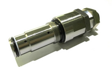 Загрузить изображение в средство просмотра галереи, 723-30-90101 4D102 Main Control Valve for Komatsu PC128UU-1 PC128US-1 Control Valve Assy Excavator