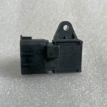 Load image into Gallery viewer, 2897334 Temperature Sensor for Cummins ISZ/QSM/ISM11