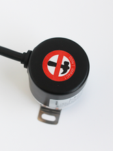 Загрузить изображение в средство просмотра галереи, 1PCS HTR-HB-8-600-2-PP Encoder 600P / R Hollow Shaft

