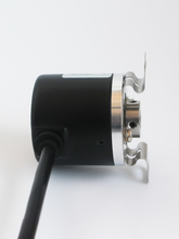 Загрузить изображение в средство просмотра галереи, 1PCS HTR-HB-8-600-2-PP Encoder 600P / R Hollow Shaft
