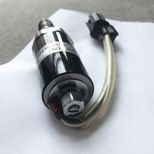 Cargar imagen en el visor de la galería, KDRDE5K-20/30C12A-101 Hydraulic Lock Solenoid Valve SKX5P-17-212A SK200-5
