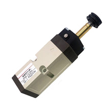 Load image into Gallery viewer, SIE311-IP SIE311-IP-SD2-A2 AC220V SIE311-IP-SD2-D4 DC24V Solenoid Valve
