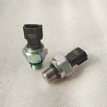 Carregar imagem no visualizador da galeria, 2PCS 4436536 Pressure Low Pressure Sensor for Hitachi ZAX200 240 330 360-3-6-3G
