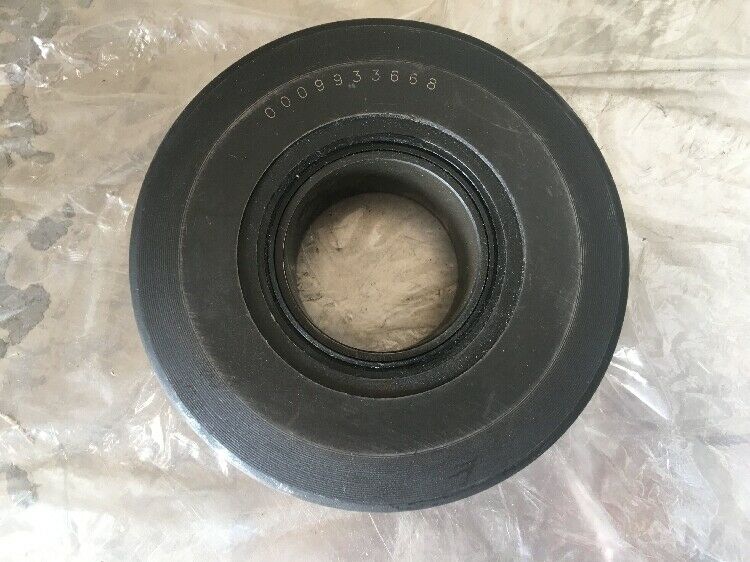 Forklift Gantry Bearing Roller Rugao 0009933668 Forklift Parts