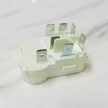 Cargar imagen en el visor de la galería, 4PCS ZHB40-135P15C Refrigerator Compressor PTC Starter Overload Protector
