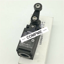 Carregar imagem no visualizador da galeria, 2PCS D4N-4220 D4N-4120 D4N-4A20 D4N-4B20 for Omron Travel Switch
