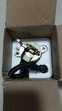 Load image into Gallery viewer, 04287116 04102390 Stop Oil Solenoid Valve for DEUTZ
