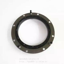 Carregar imagem no visualizador da galeria, 4955383 Crankshaft Front Oil Seal for Cummins ISX15
