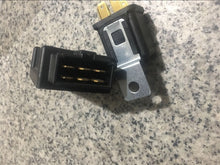 Load image into Gallery viewer, 8970405011 Preheating Timer Relay C240 Preheating 12v Timer
