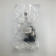 Carregar imagem no visualizador da galeria, 0928400821 Fuel Metering Solenoid Valve Actuator for Cummins Fuel Pump
