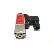 Cargar imagen en el visor de la galería, MBS5100 060N1035 060N1036 060N1037 Pressure Sensor  Transmitter for Danfoss 
